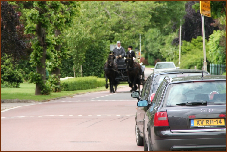 935 Willy & Gerard 141 Met de Koets